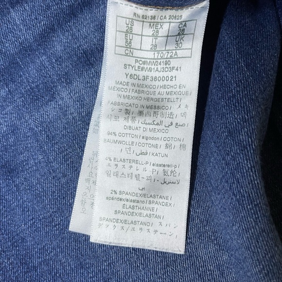 Guess jeans size 28 - Picture 11 of 16